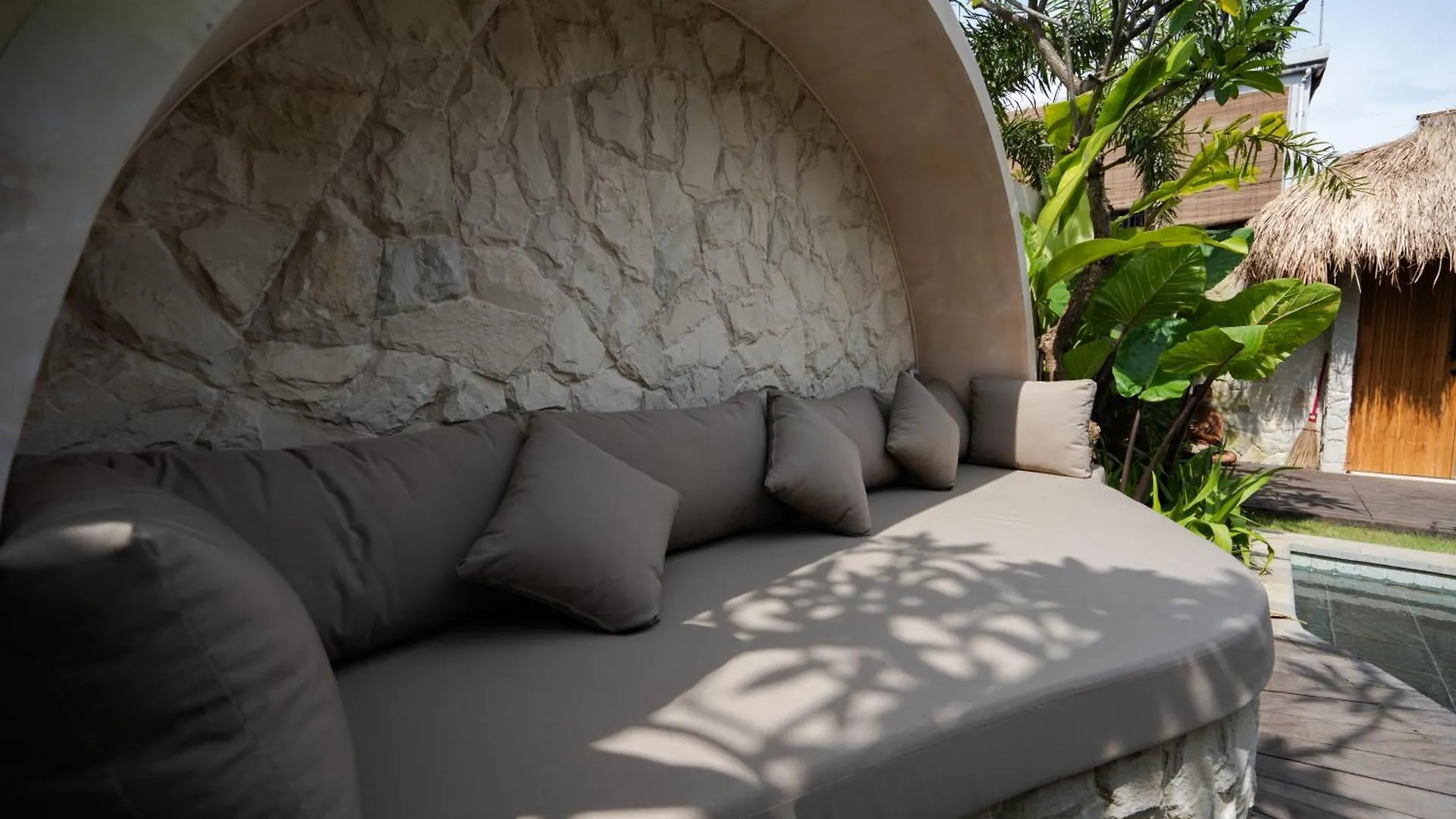 New Lux Unique 3Br Villa In Bingin, Uluwatu  Uluwatu (Bali)
